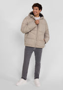 Kurtka pikowana z kapturem i kieszeniami na suwaki